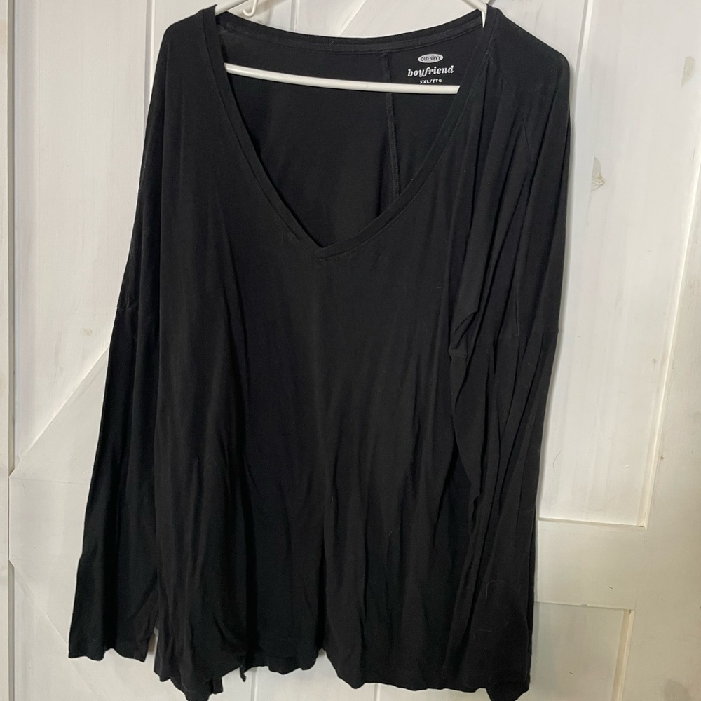 Black long sleeve v neck tee. Old navy, xxl, 2x, 18/20, school, teacher, fall